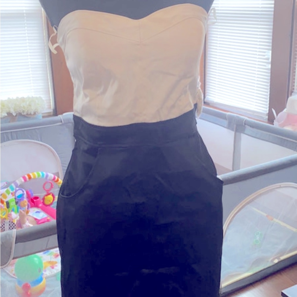 Classy black and white strapless dress